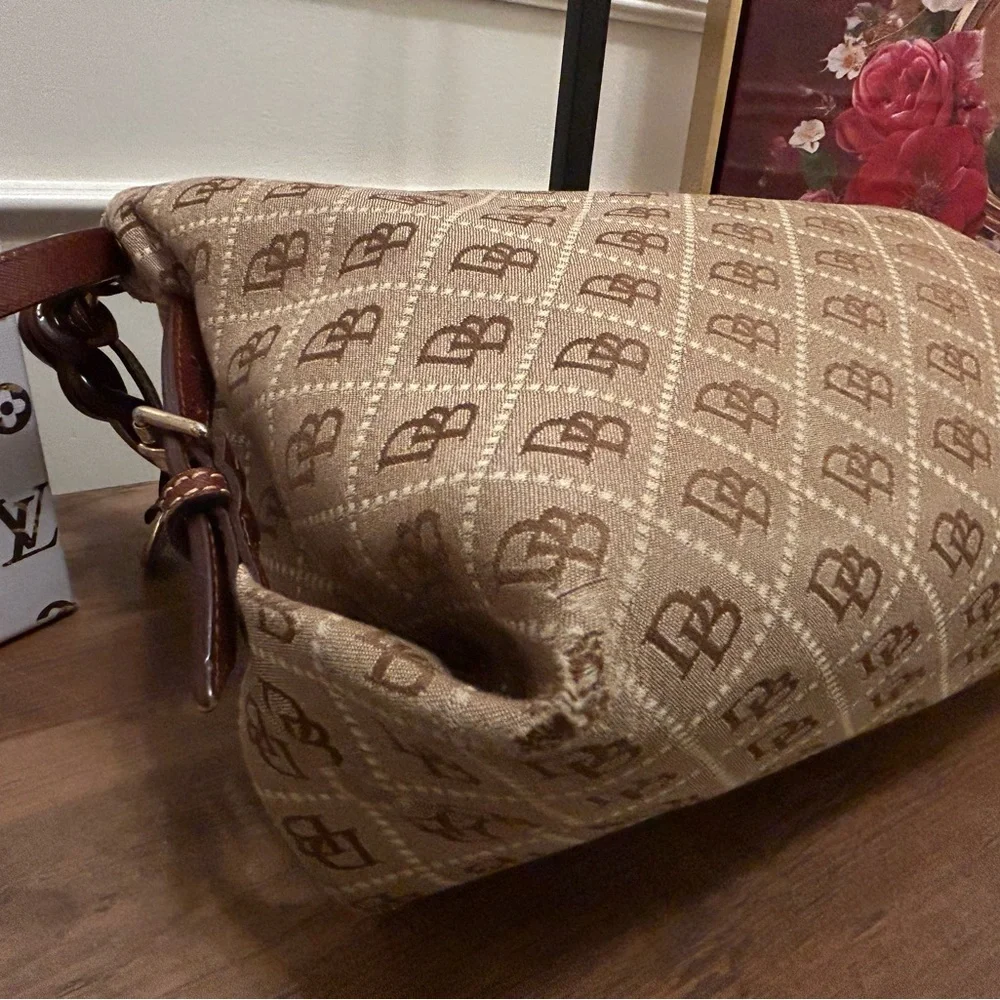 Dooney & Bourke Tan and Brown Shoulder Bag - Picture 6 of 14